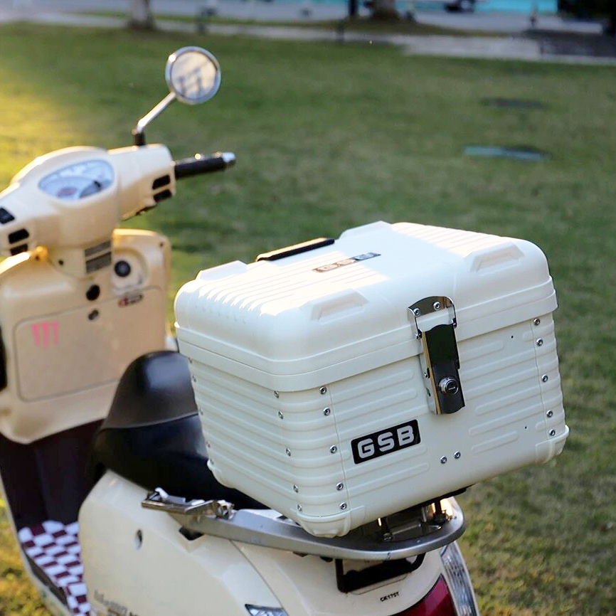 Scooter Helmet Set - Kufer motocyklowy 47L, skrzynia tylna, bagażnik